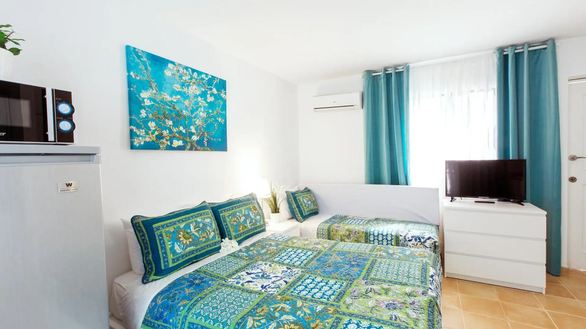 Sunny Studios Deluxe Playa Los Corales - Wifi, Beach, Pool プンタ・カナ 5*,