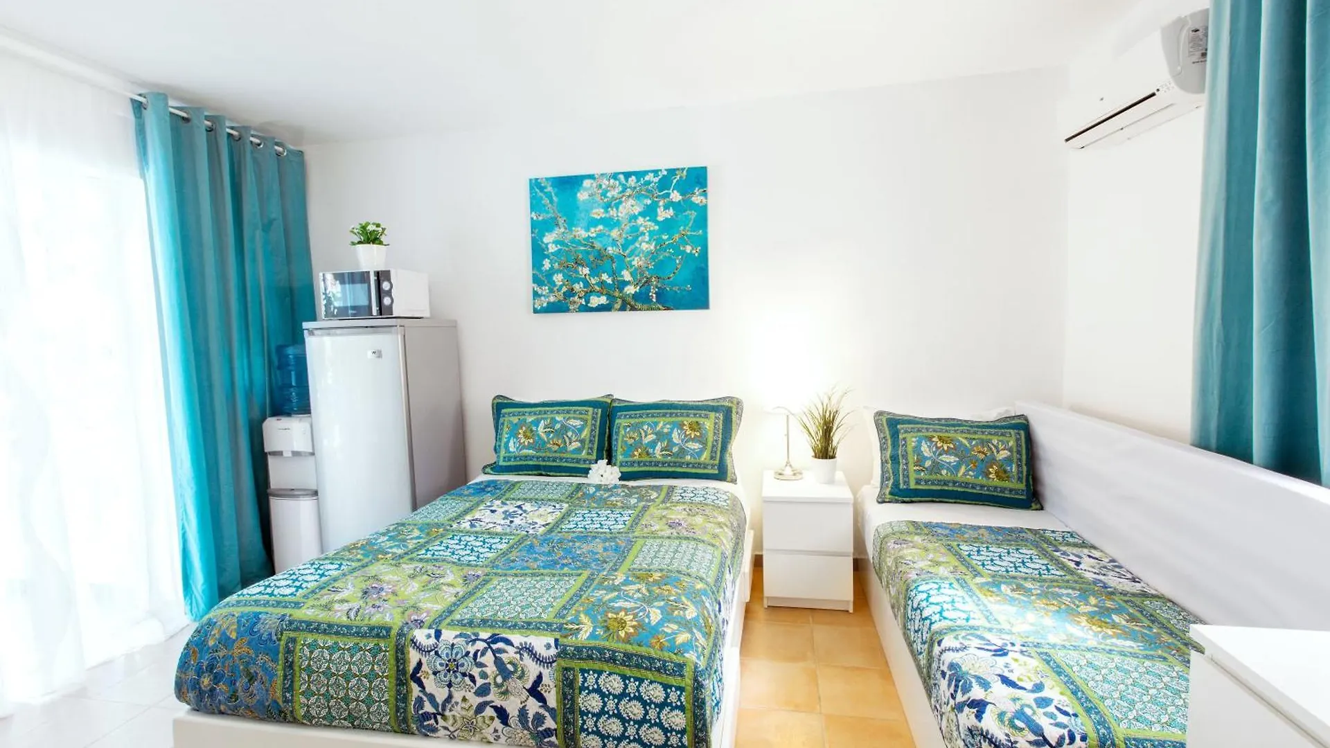 Hotel apartamentowy Sunny Studios Deluxe Playa Los Corales - Wifi, Beach, Pool Punta Cana